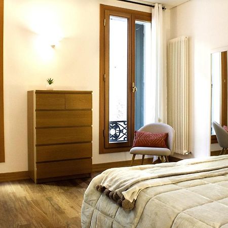 Dolfin Apartment * * * * * Тревизо Екстериор снимка